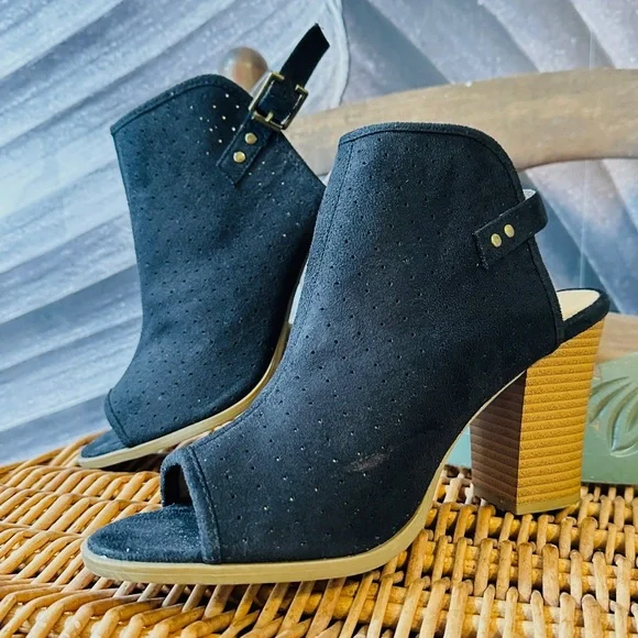 Diba Shoes Diba London Shoes Laser Cut Peep Toe Bootie Ankle